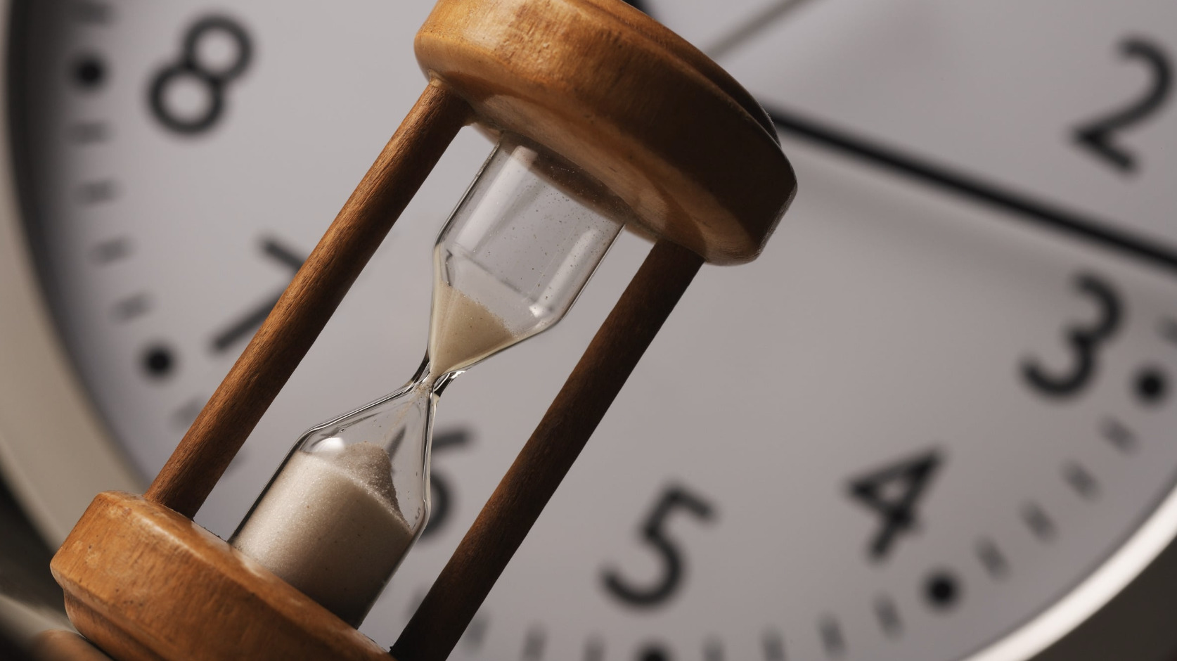 An hourglass symbolizing the importance of timing